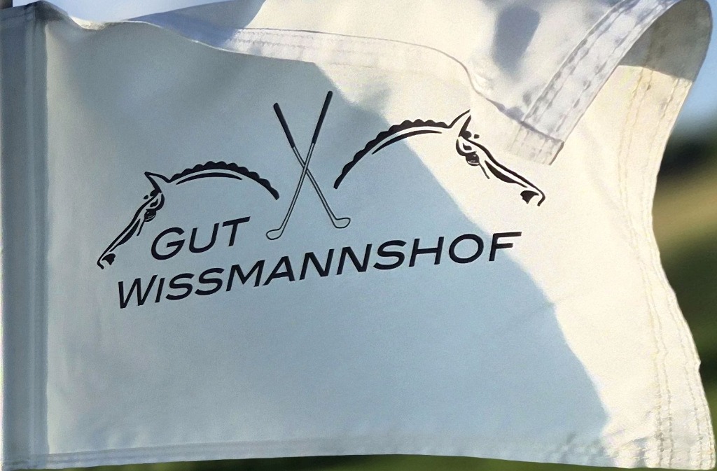 Gut Wissmannshof Fahne auf dem Grün